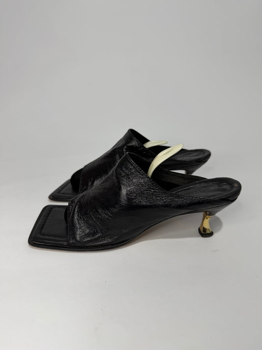 Bottega Veneta Black Leather Square Toe Stretch Mules Gold Sculptural Heel EU 37 EU/ 7 US/ 4 UK