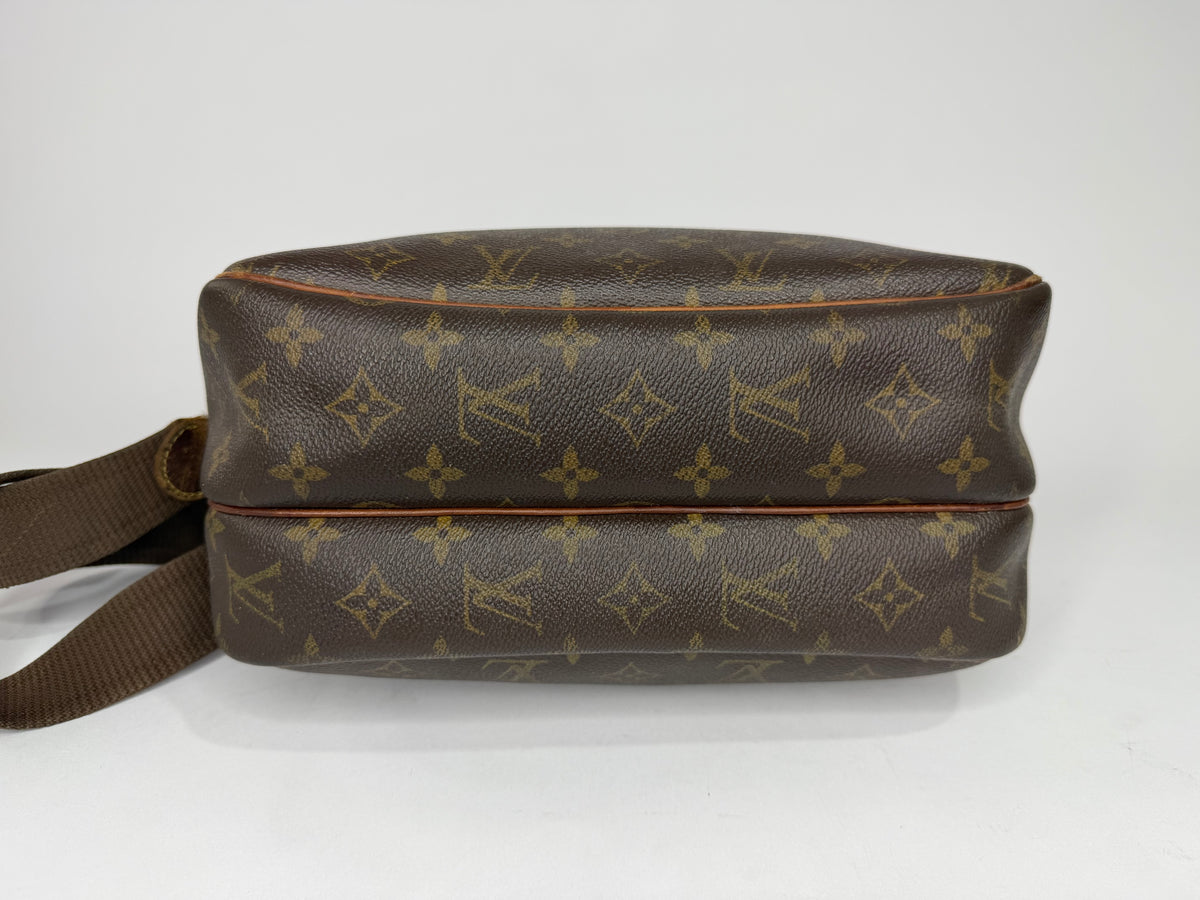 Louis Vuitton Monogram Canvas Reporter PM Bag