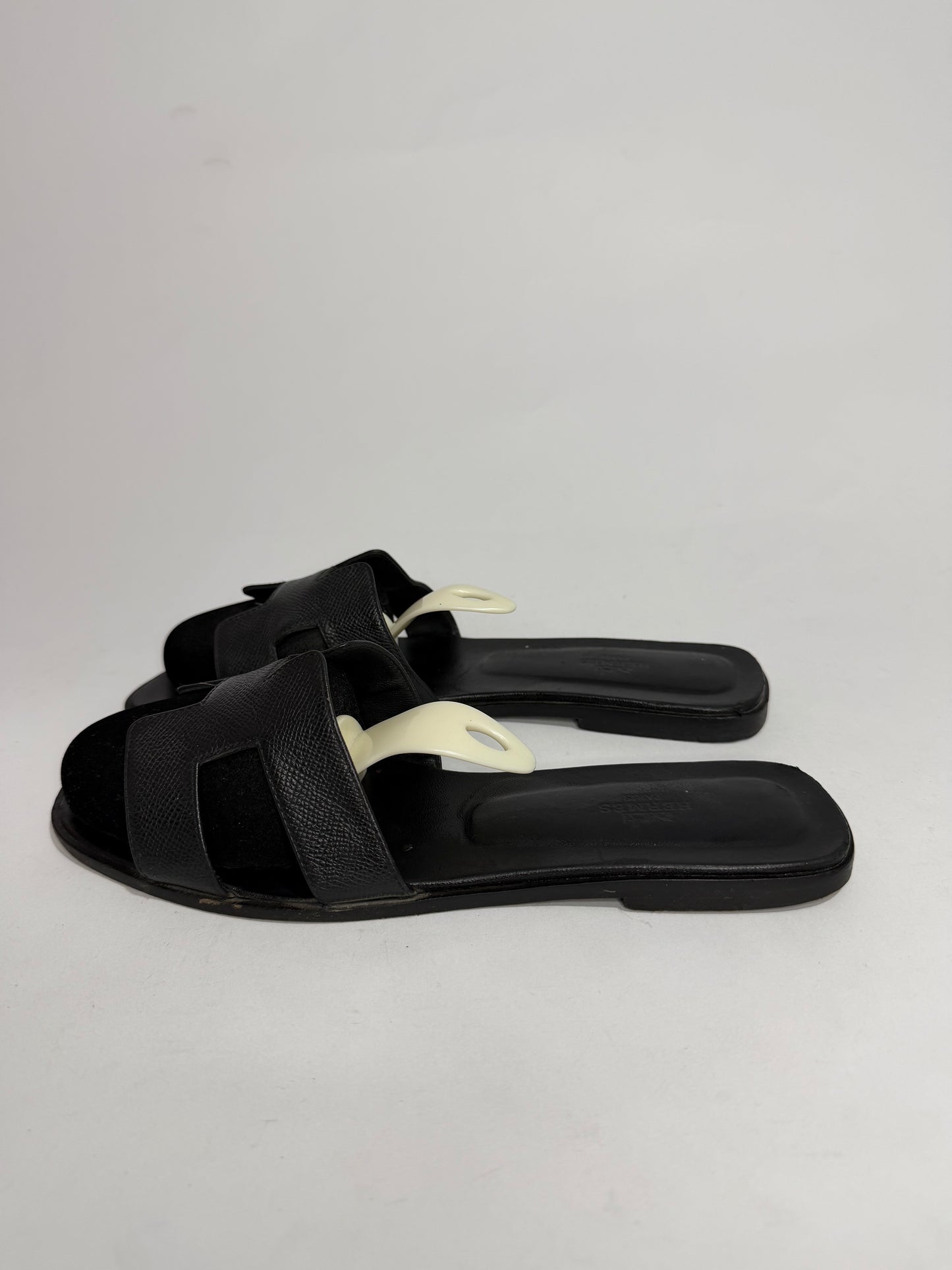 HERMES Black Epsom Oran Sandals Size 42 EU/12 US / 8 UK