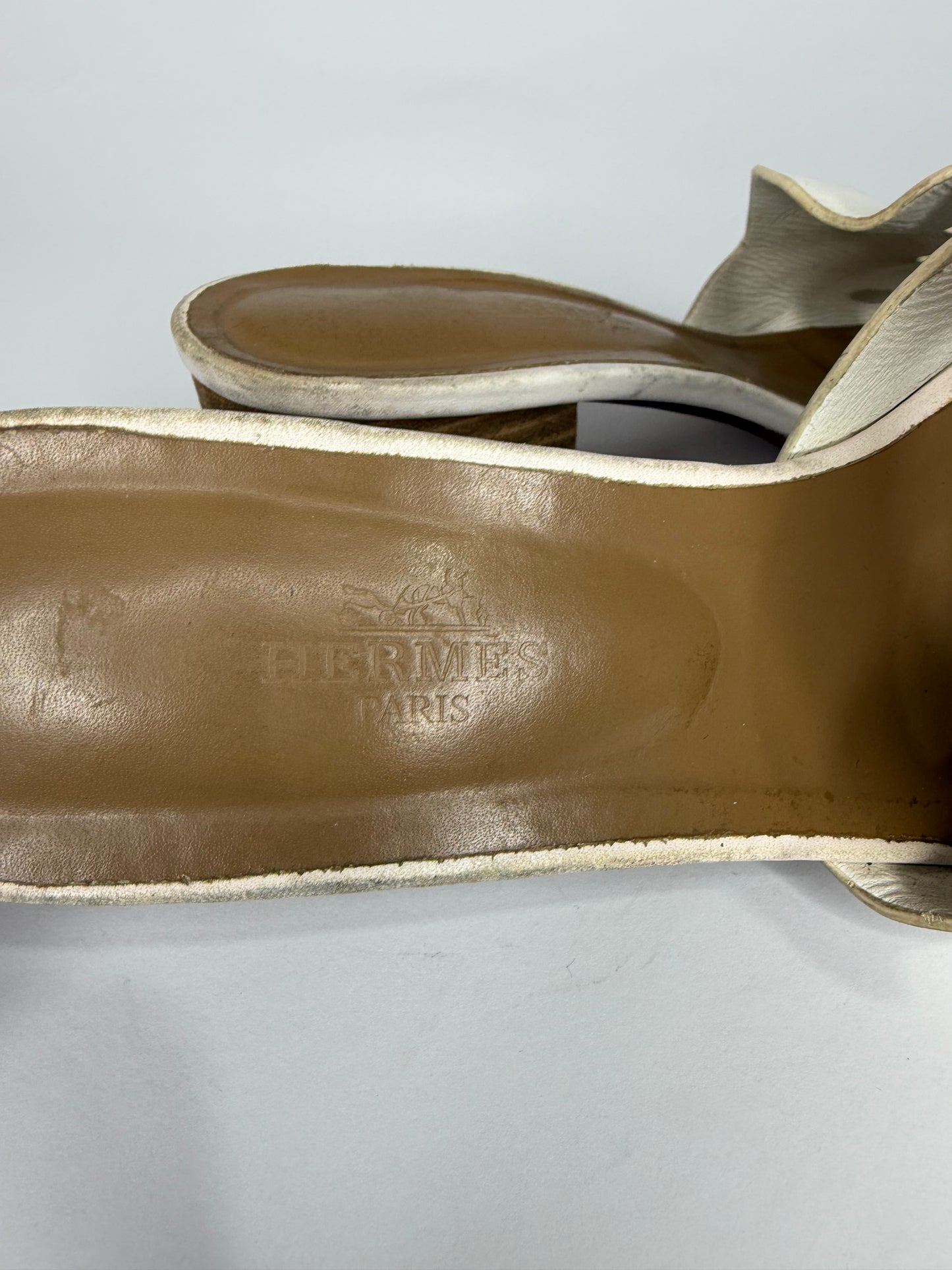 HERMES
White Leather Mona Slide Sandals Size 7 US /37 EU