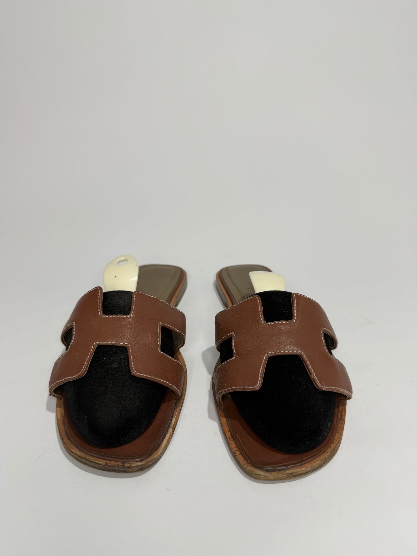 HERMES Brown Box Calfskin Oran Sandals 39 EU/ 9 US / 6 UK