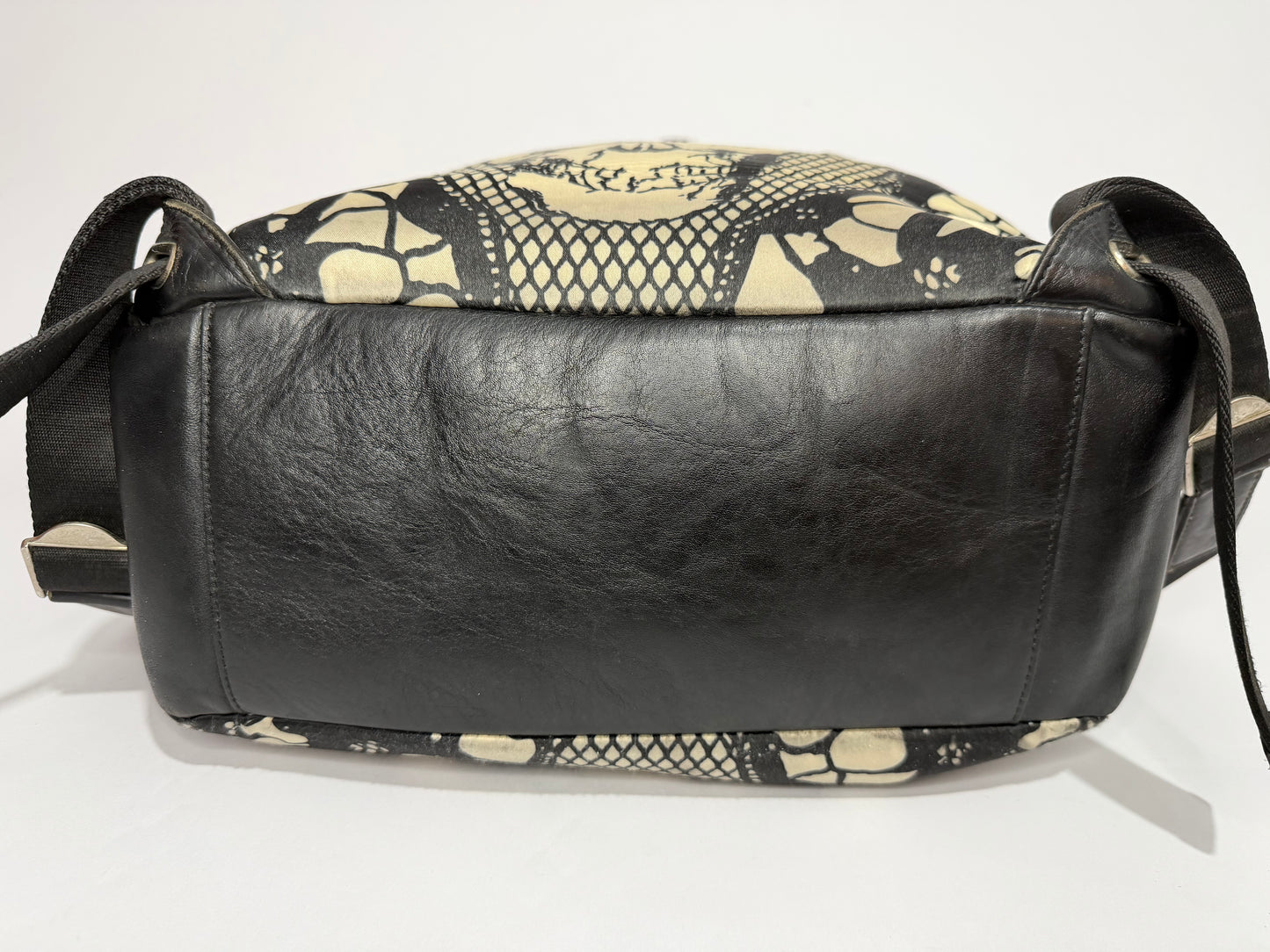 Alexander McQueen
Satin Skull & Lace Backpack