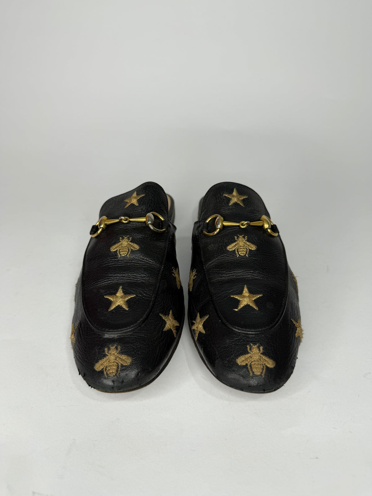 Gucci
Horsebit Accent Leather Mules
Women's Size 38.5 EU/ 8.5 US/ 5.5 UK