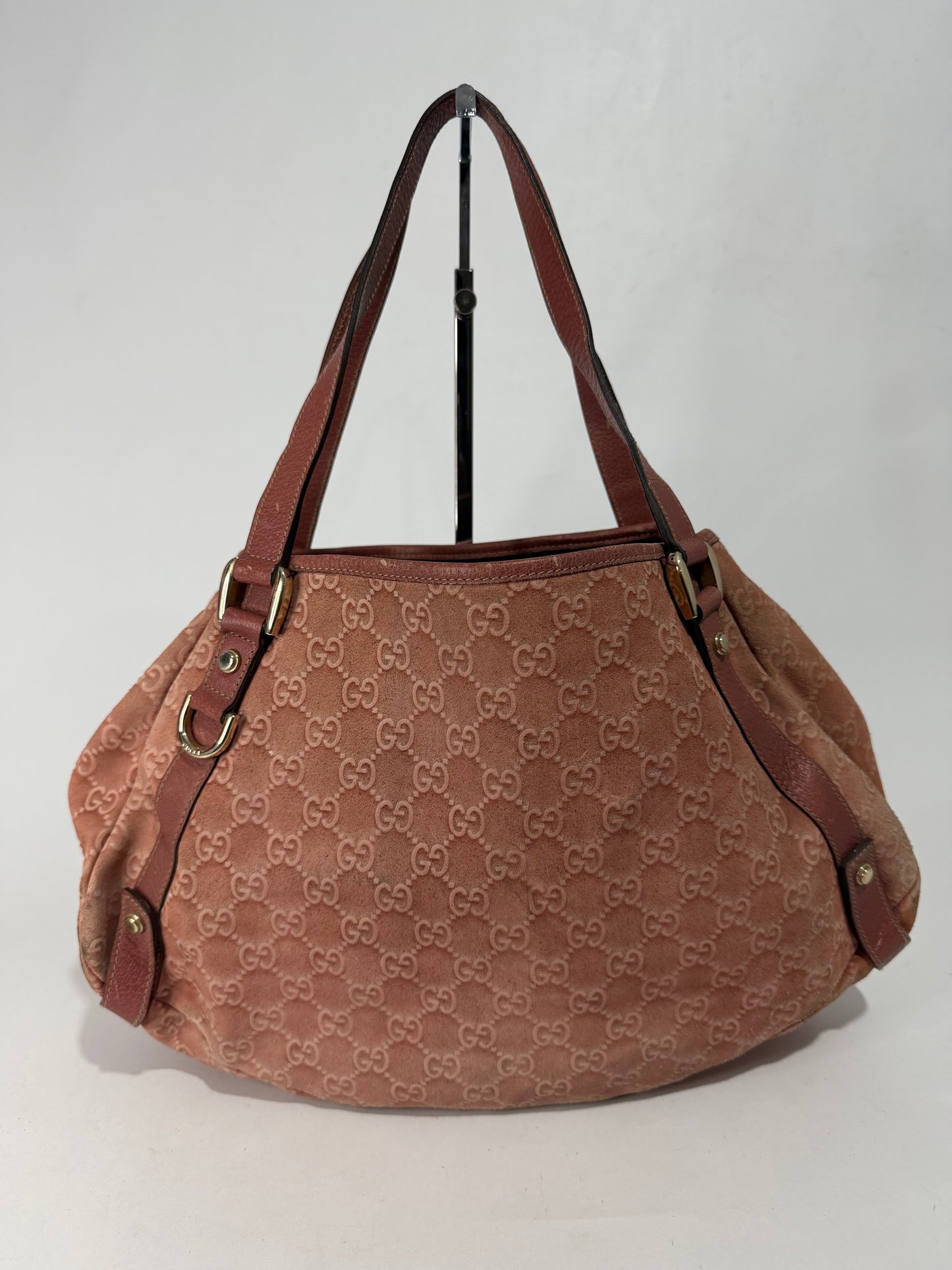Gucci
GG Suede Medium Abbey Shoulder Bag