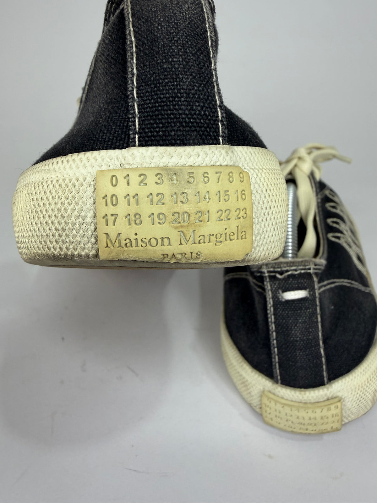 Maison Margiela Black Canvas Embroidery Tabi Sneakers Size 39 EU/ 7 US