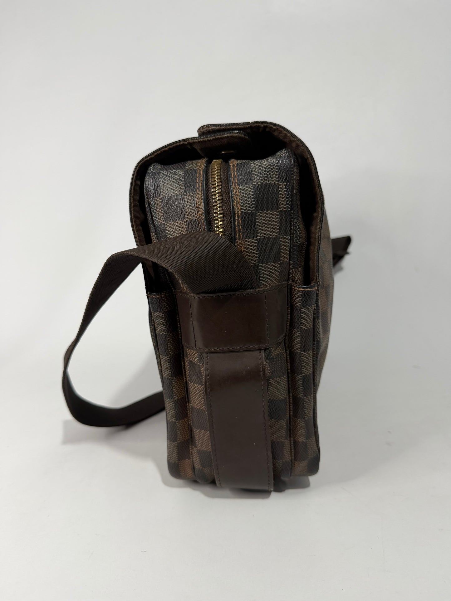 LOUIS VUITTON Damier Ebene Naviglio
