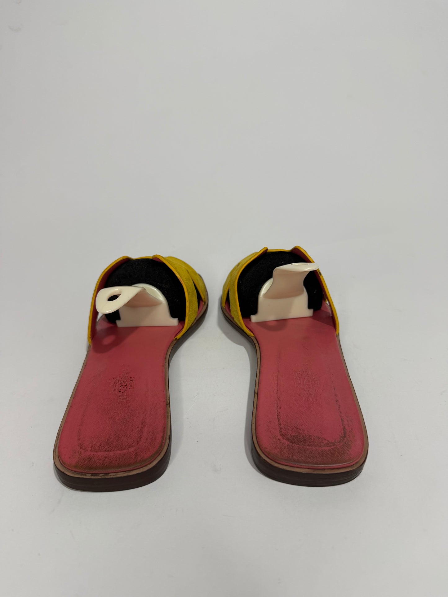 Hermes Yellow Suede Oran Flat Slides Size 39EU/ 9 US/ 6 UK