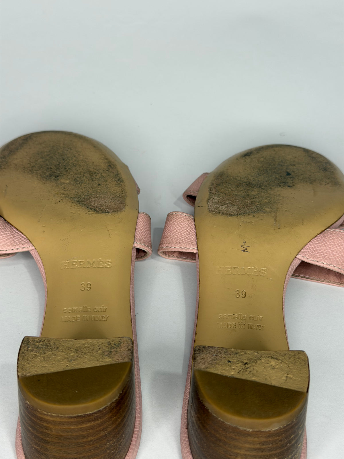 Hermes Pink Leather Oasis Slide Sandals Size 39  EU/ 9 US/ 6 UK