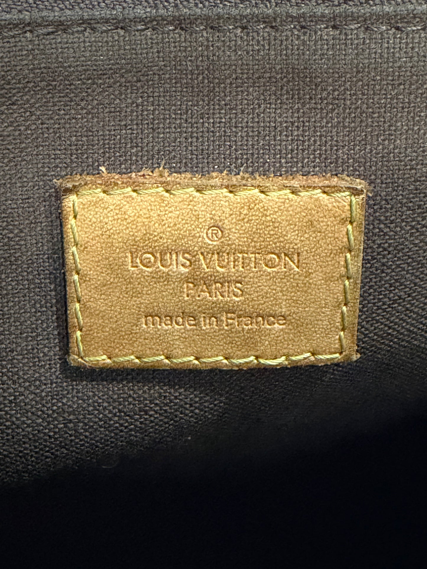 Louis Vuitton
Monogram Menilmontant PM