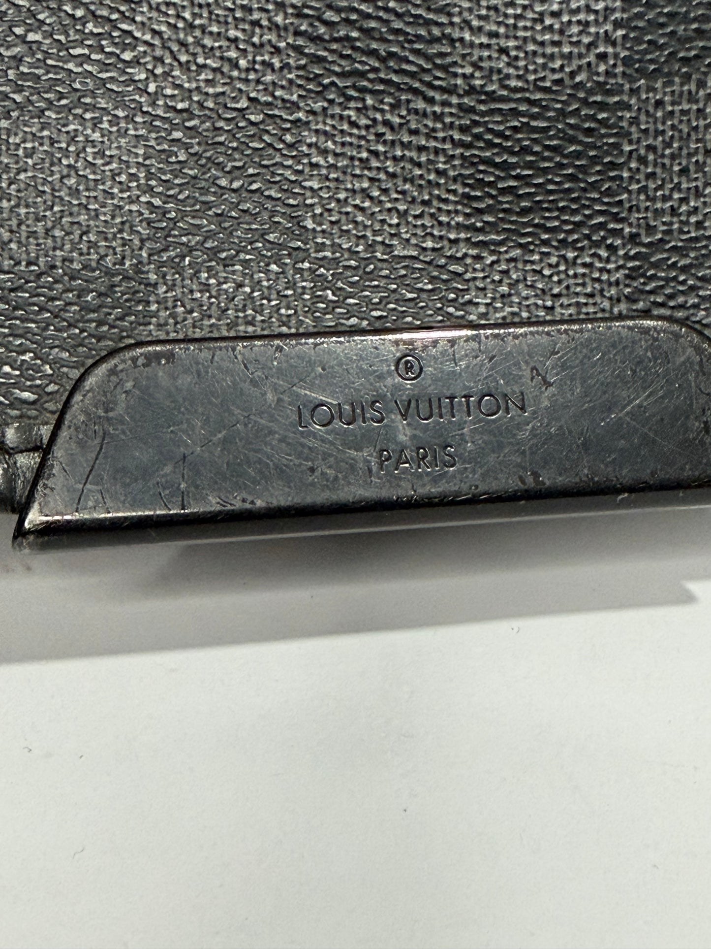 Louis Vuitton Damier Graphite Canvas Daniel MM Messenger Bag