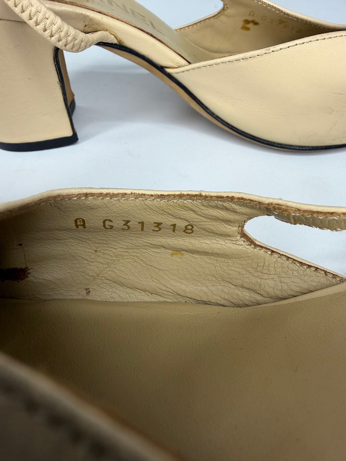 Chanel Beige/Black Leather and Canvas CC Slingback Pumps Size 35 EU/5 US