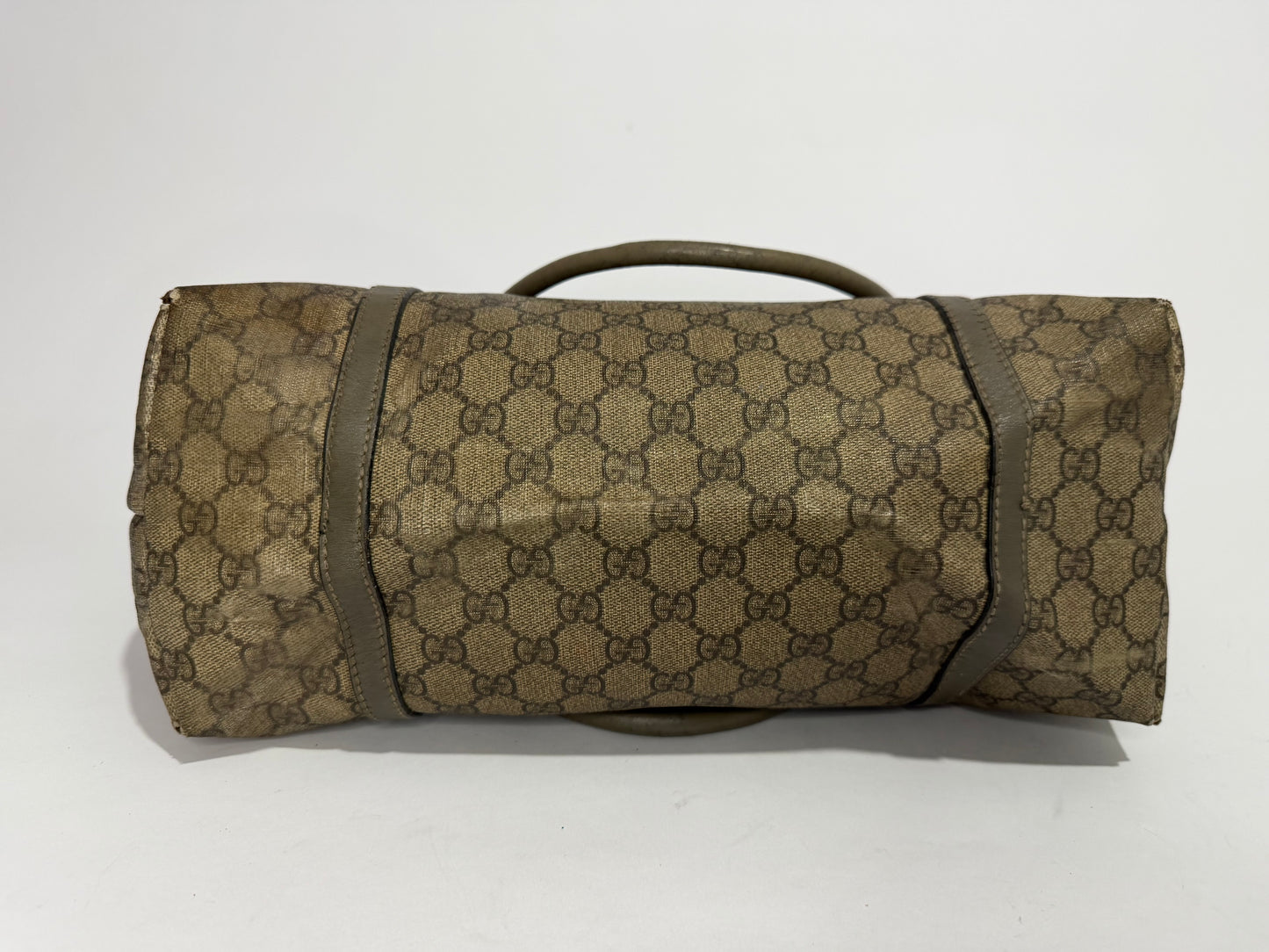 GUCCI GG Supreme Monogram Medium Zippered Shopping Tote Grey