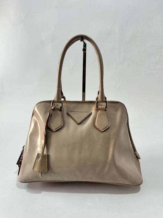 PRADA 
Spazzolato Medium Promenade Tote Beige