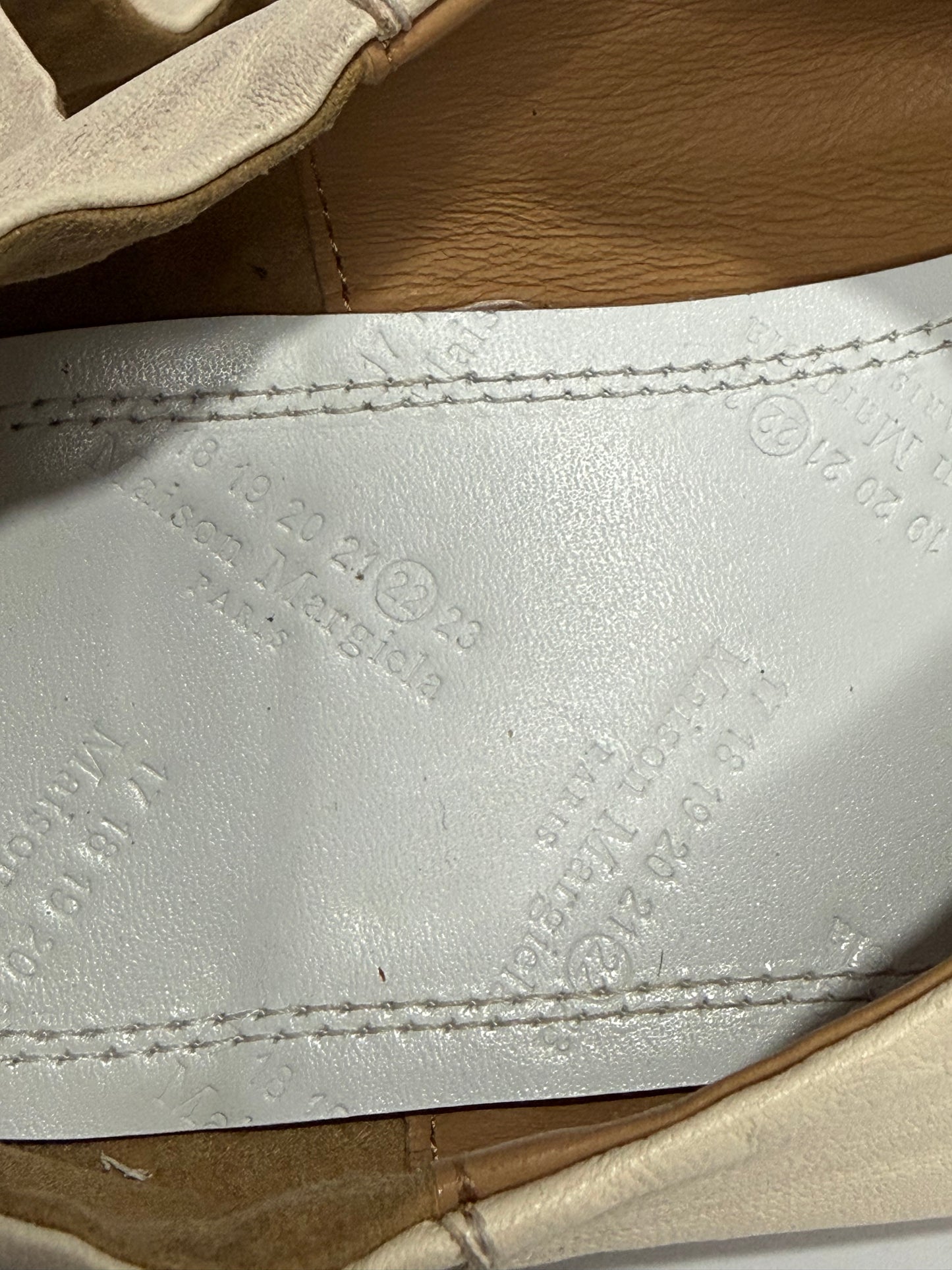 Maison Margiela White LeatherTabi babouche shoes Size 38 EU/ 8 US