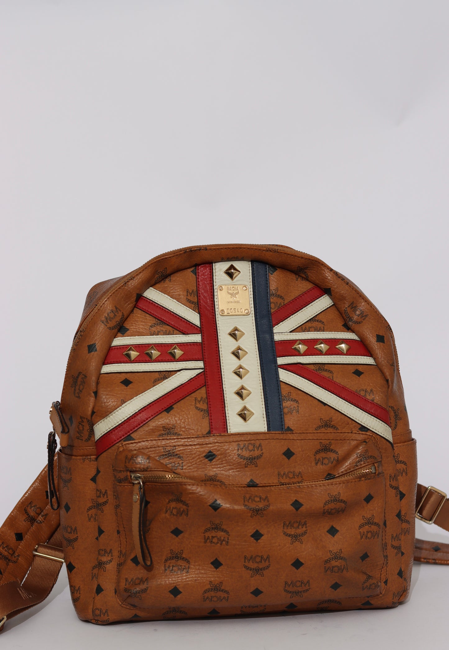 MCM 
Visetos Studded Medium Stark London Olympic Backpack Cognac