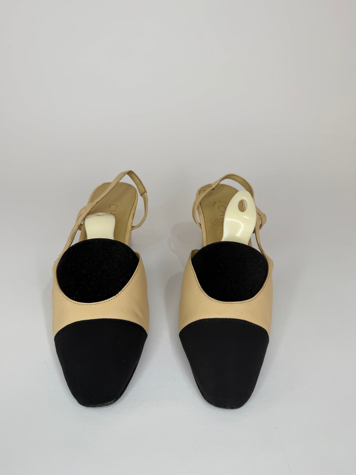 Chanel Beige Leather and Black Fabric Cap Toe Slingback Sandals Size 37EU/7 US
