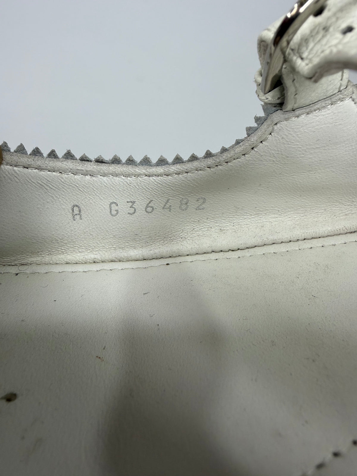 Chanel White/Black Leather CC Mary Jane Flats Size 37 EU/ 7 US