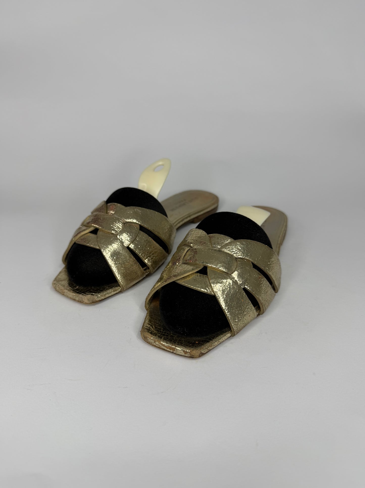 Saint Laurent Paris Gold Leather Tribute Flat Sandals Size 38 EU/ 8US / 5 UK