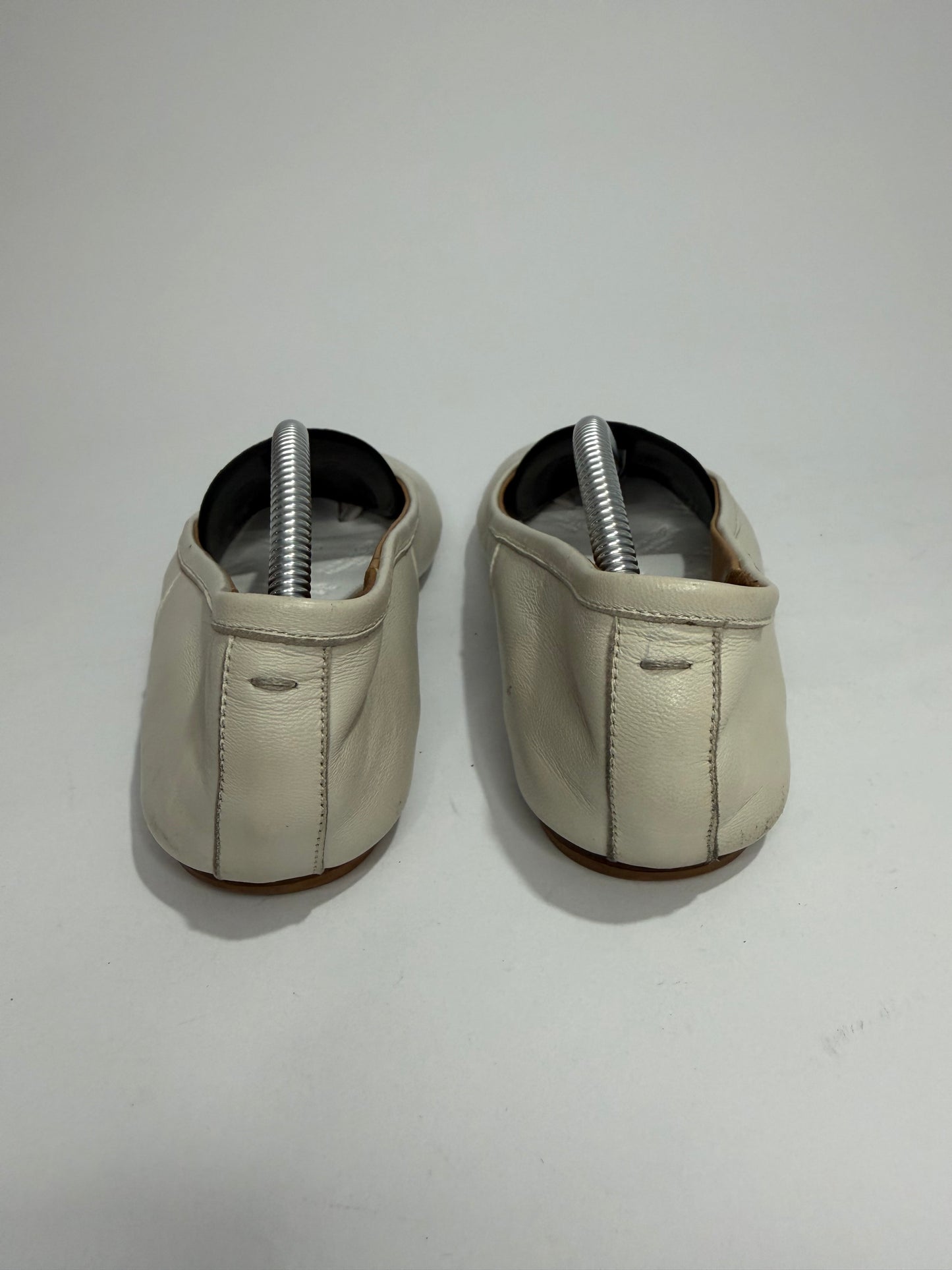 Maison Margiela Tabi Ballet Flats Ivory Leather Split-Toe EU 39