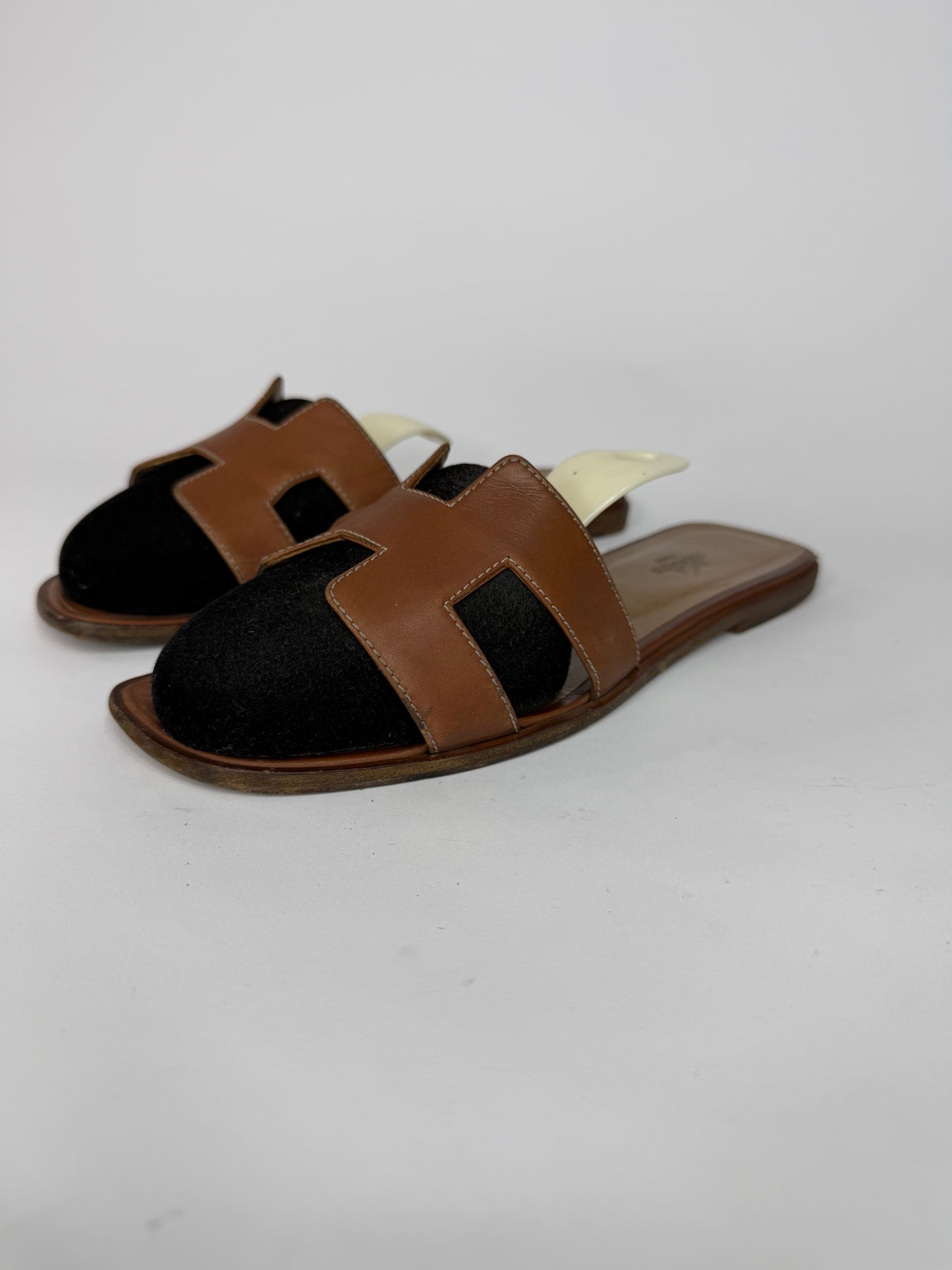 HERMES Brown Box Calfskin Oran Sandals 38 EU/ 8 US / 5 UK