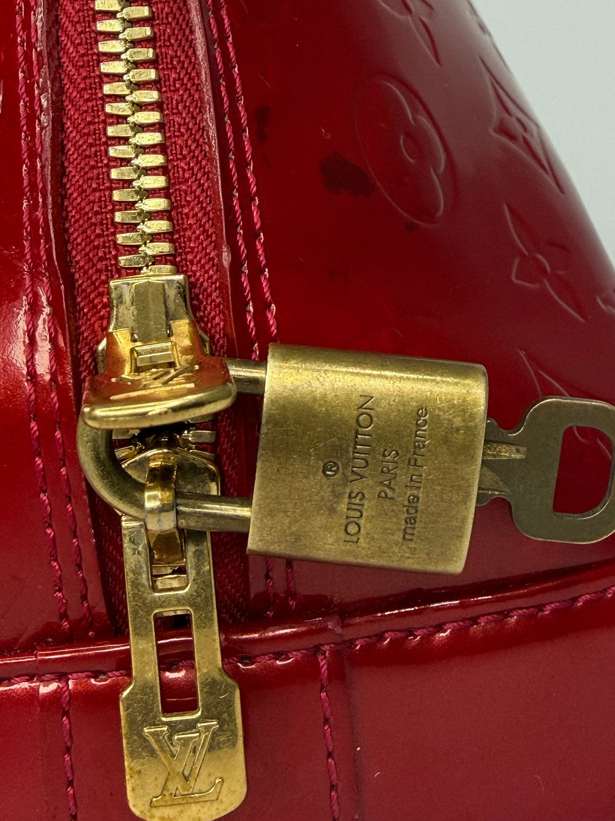 Louis Vuitton Pomme D’amour Monogram Vernis Alma GM Bag