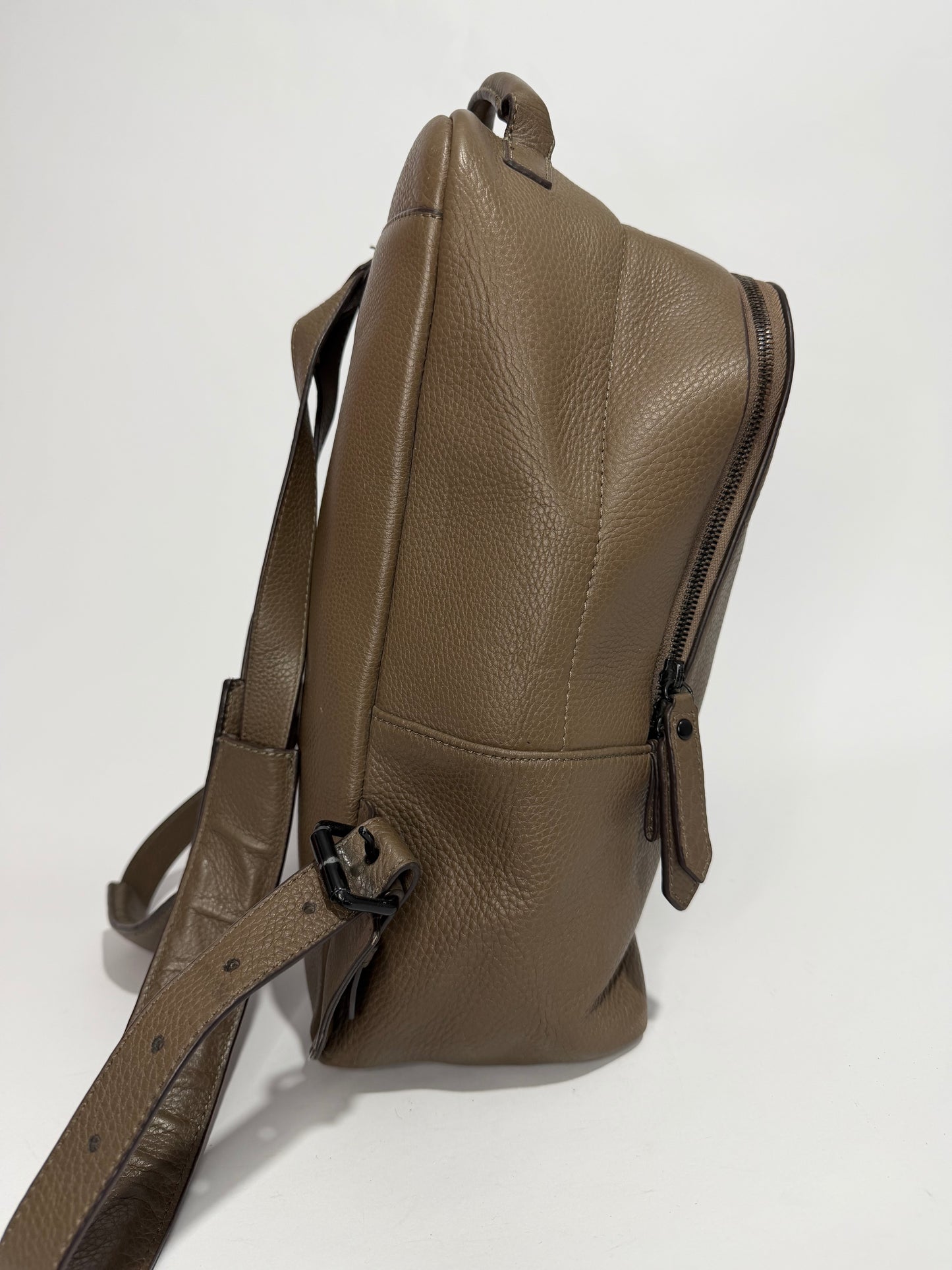 Burberry Prorsum
Pebble Leather Backpack