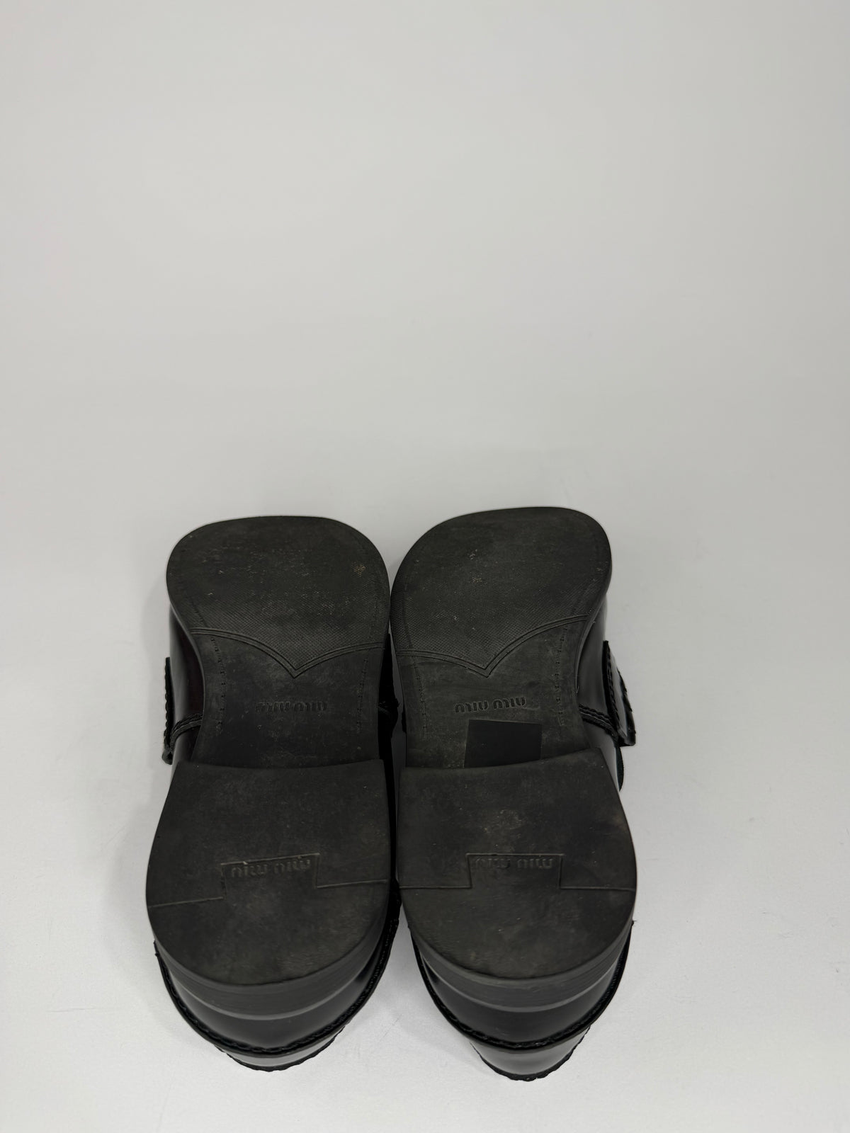 Miu Miu
Black Leather Penny Loafers
Women's Size: 5 US | IT 35