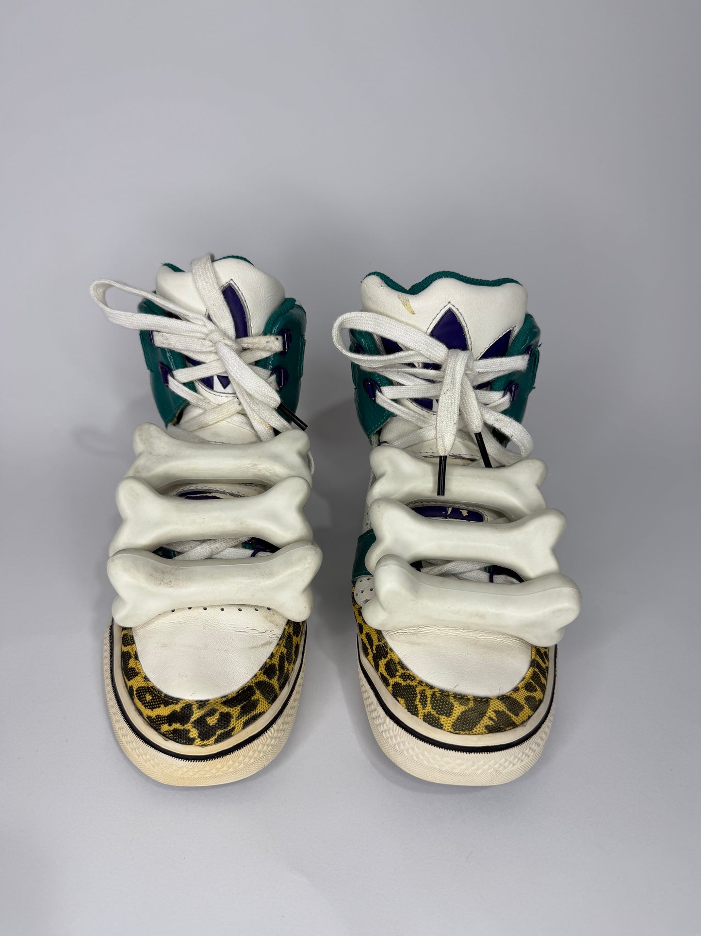 Adidas Originals Jeremy Scott JS Bones Leopard Print High-Top Sneakers White/Teal – Men’s US 8.5 / EU 42