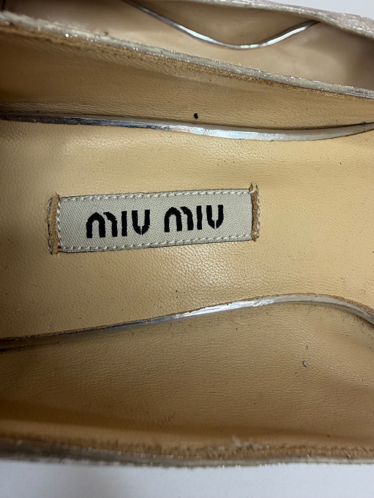 Miu Miu Metallic Silver Beige Pointed Toe Kitten Heel Pumps Size 36 EU/ 6 US/ 3 UK