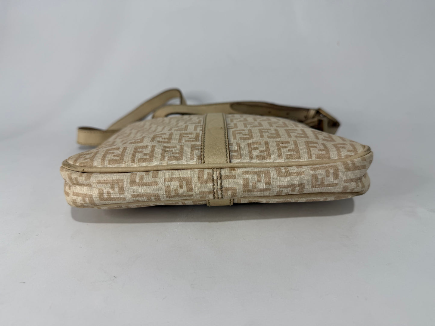FENDI PRE-OWNED
2000-2010 Zucchino Canvas crossbody bag