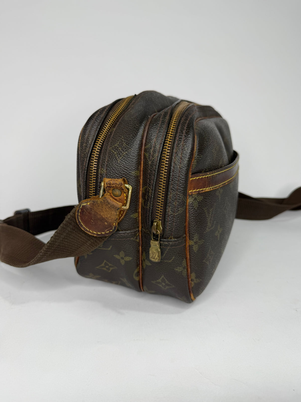 Louis Vuitton Monogram Canvas Reporter PM Bag