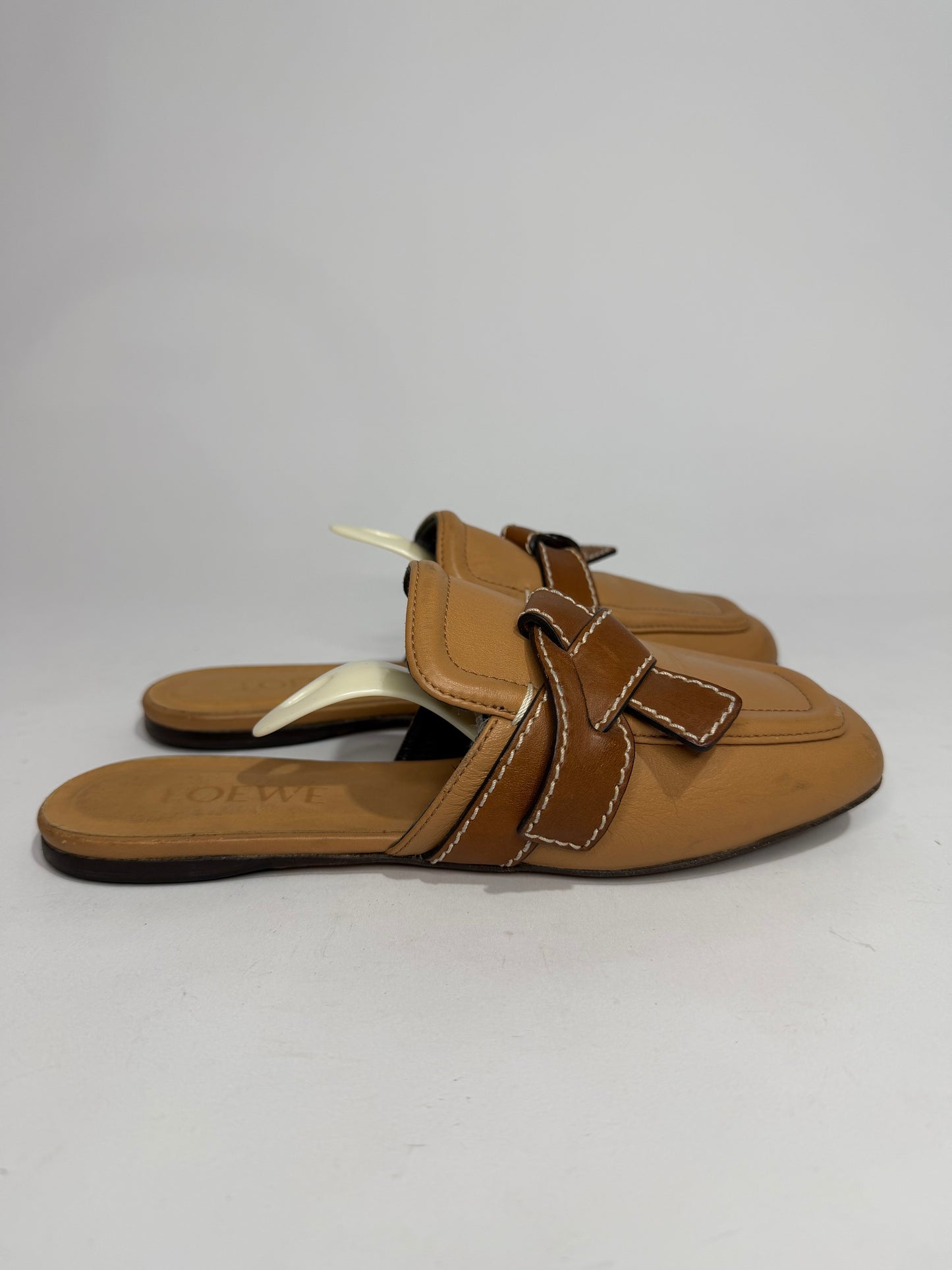 Loewe Brown leather Gate slippers Size 36 EU/6 US/ 3 UK