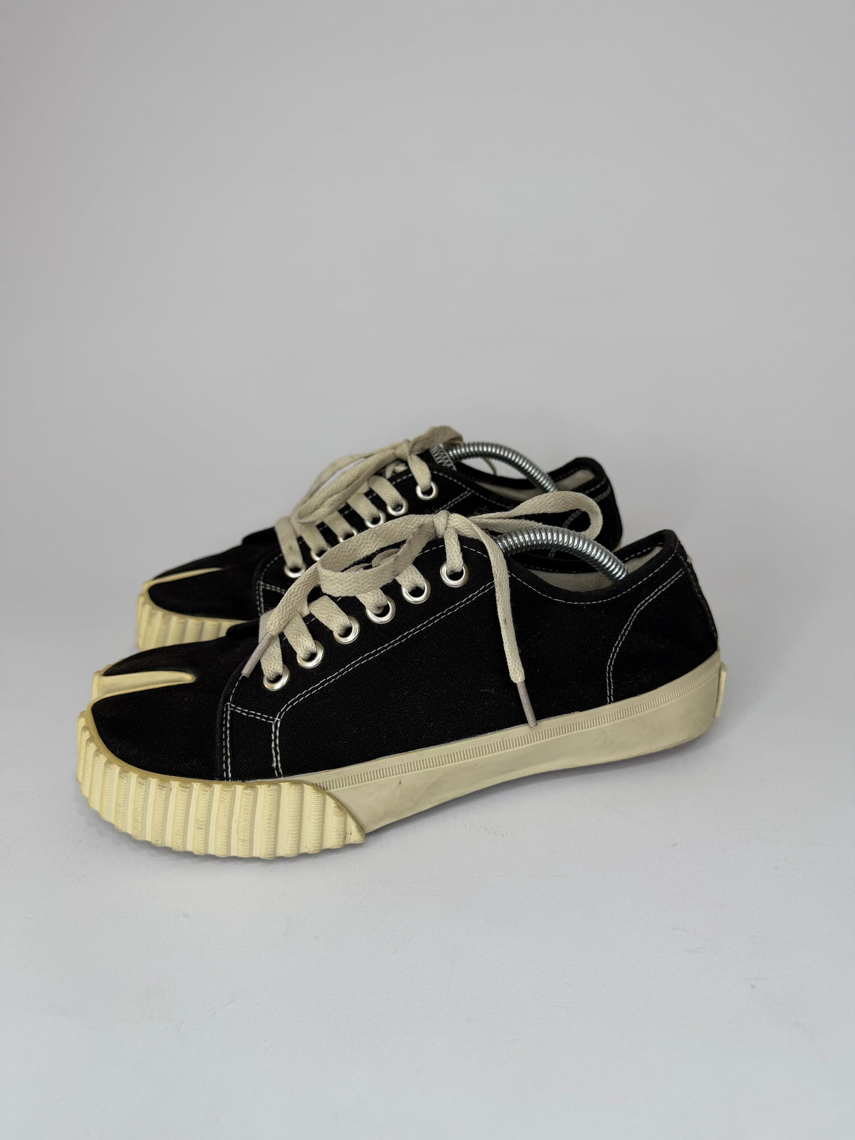 Maison Margiela Tabi Low Sneaker Size 39 EU/ 9 US/ 6 UK