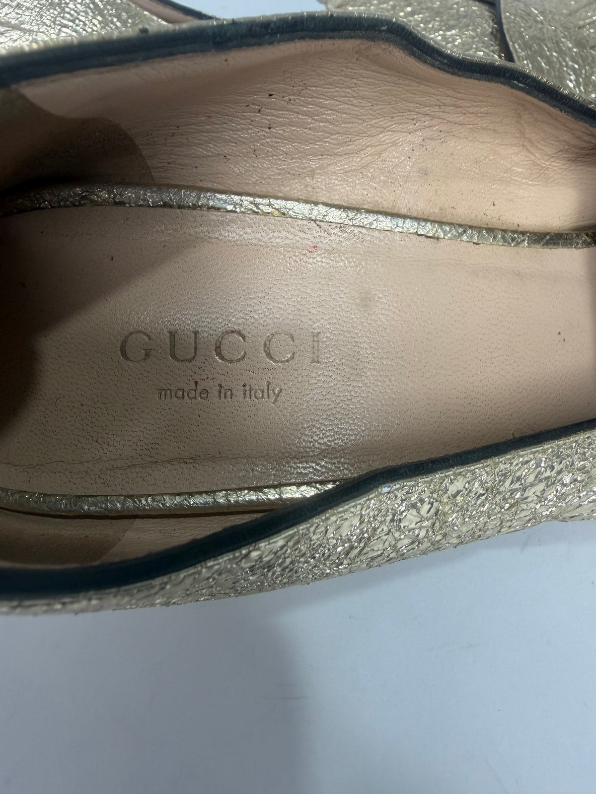 Gucci Metallic Gold Crinkled Leather GG Marmont Fringe Detail Pumps Size 36.5 EU/ 6.5US/ 3.5 UK