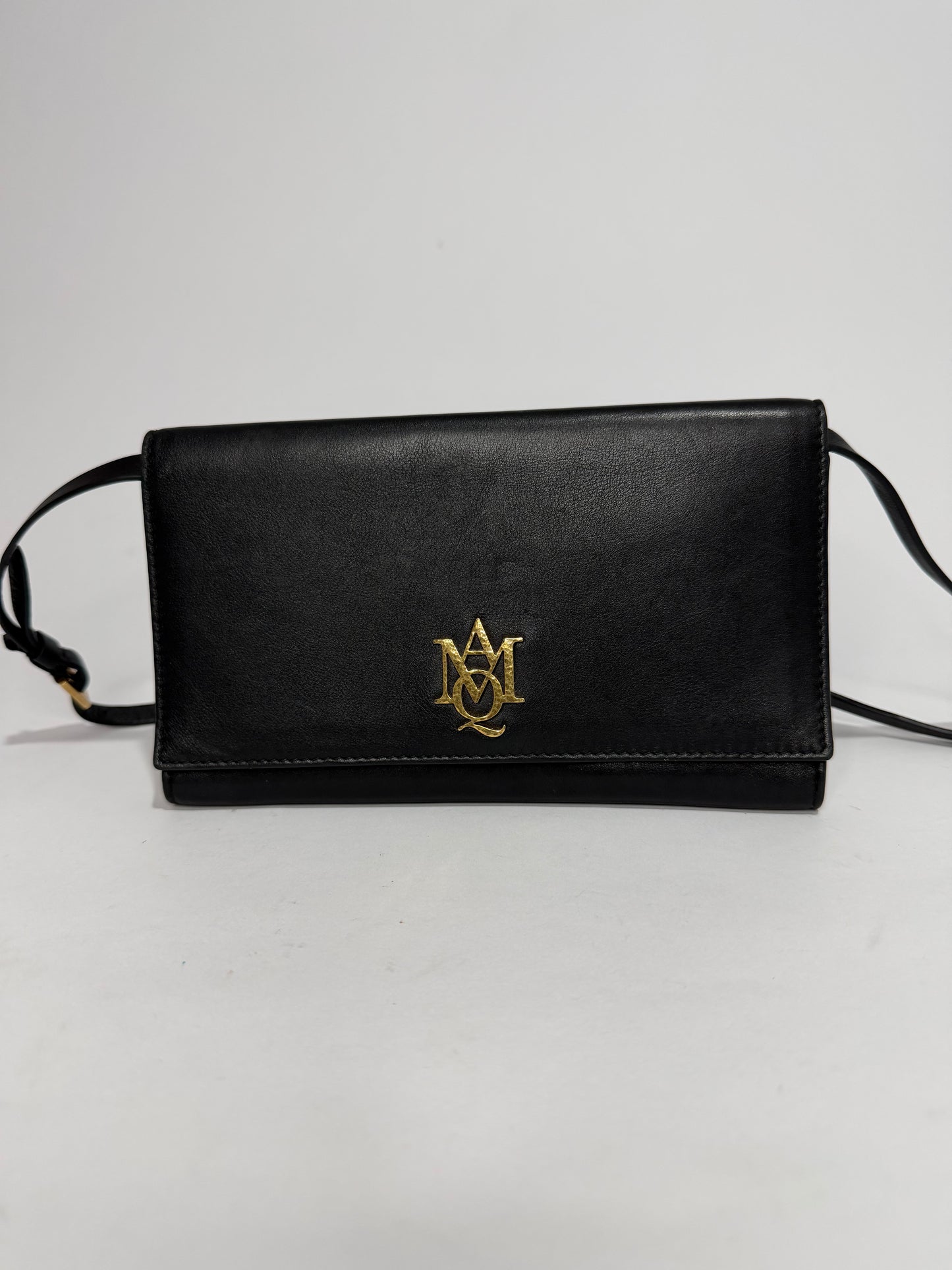 ALEXANDER MCQUEEN Black Leather
STRAP WALLET