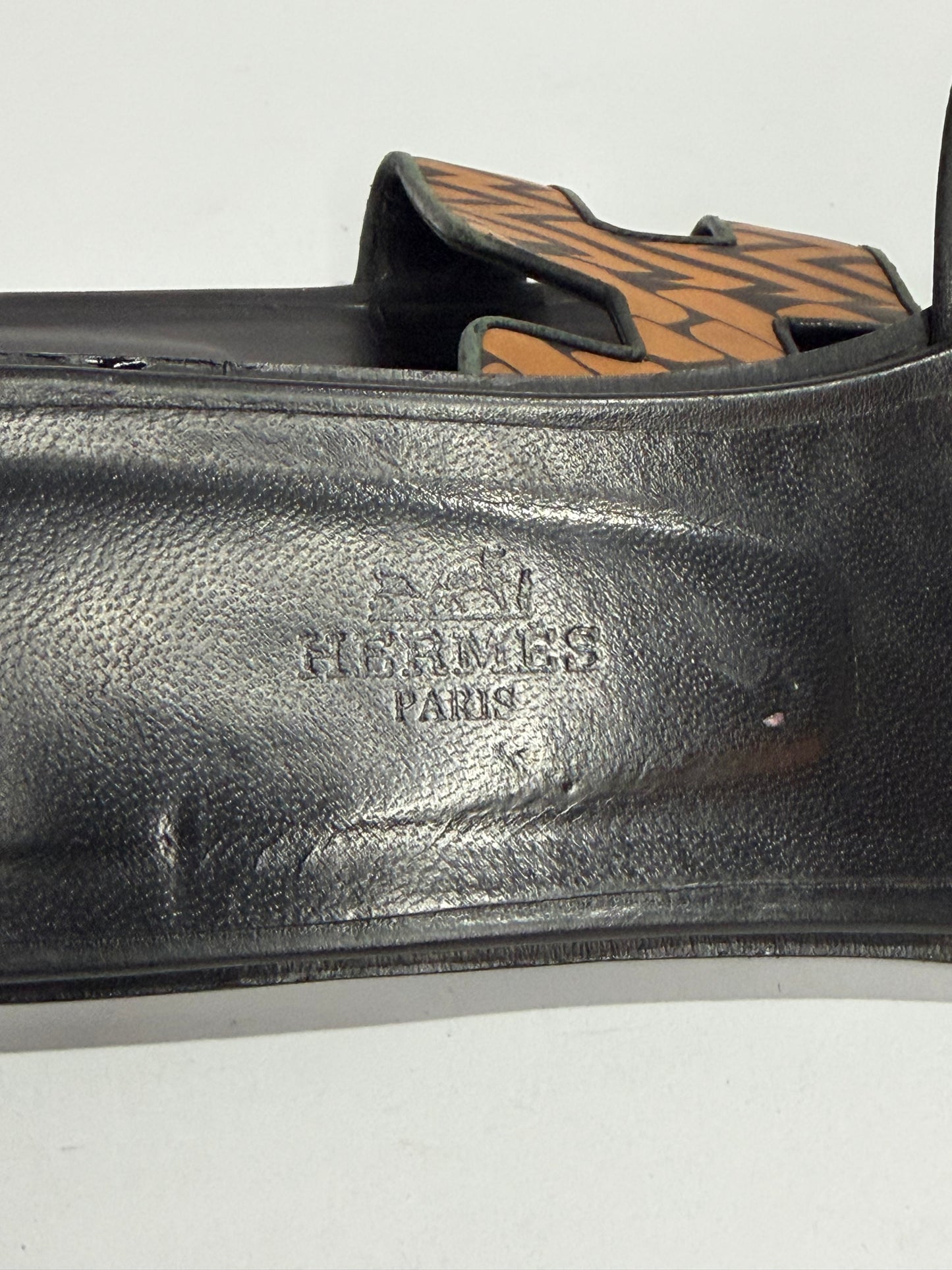 Hermès Oran H Slide Sandals Graphic Monogram Print Brown & Black Leather Size 39.5 EU