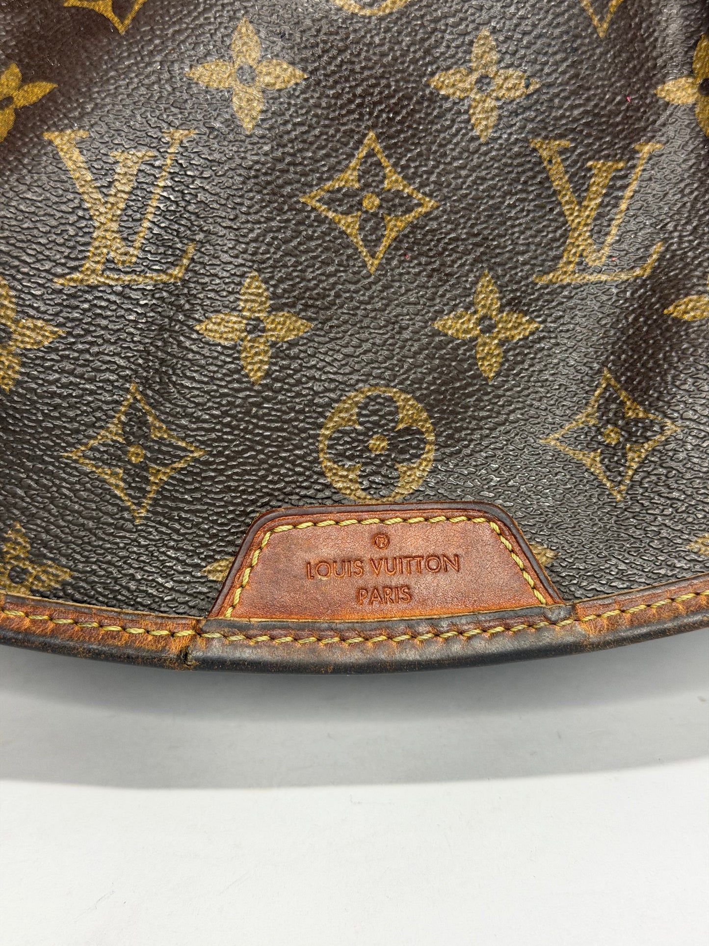 Louis Vuitton
Monogram Menilmontant PM