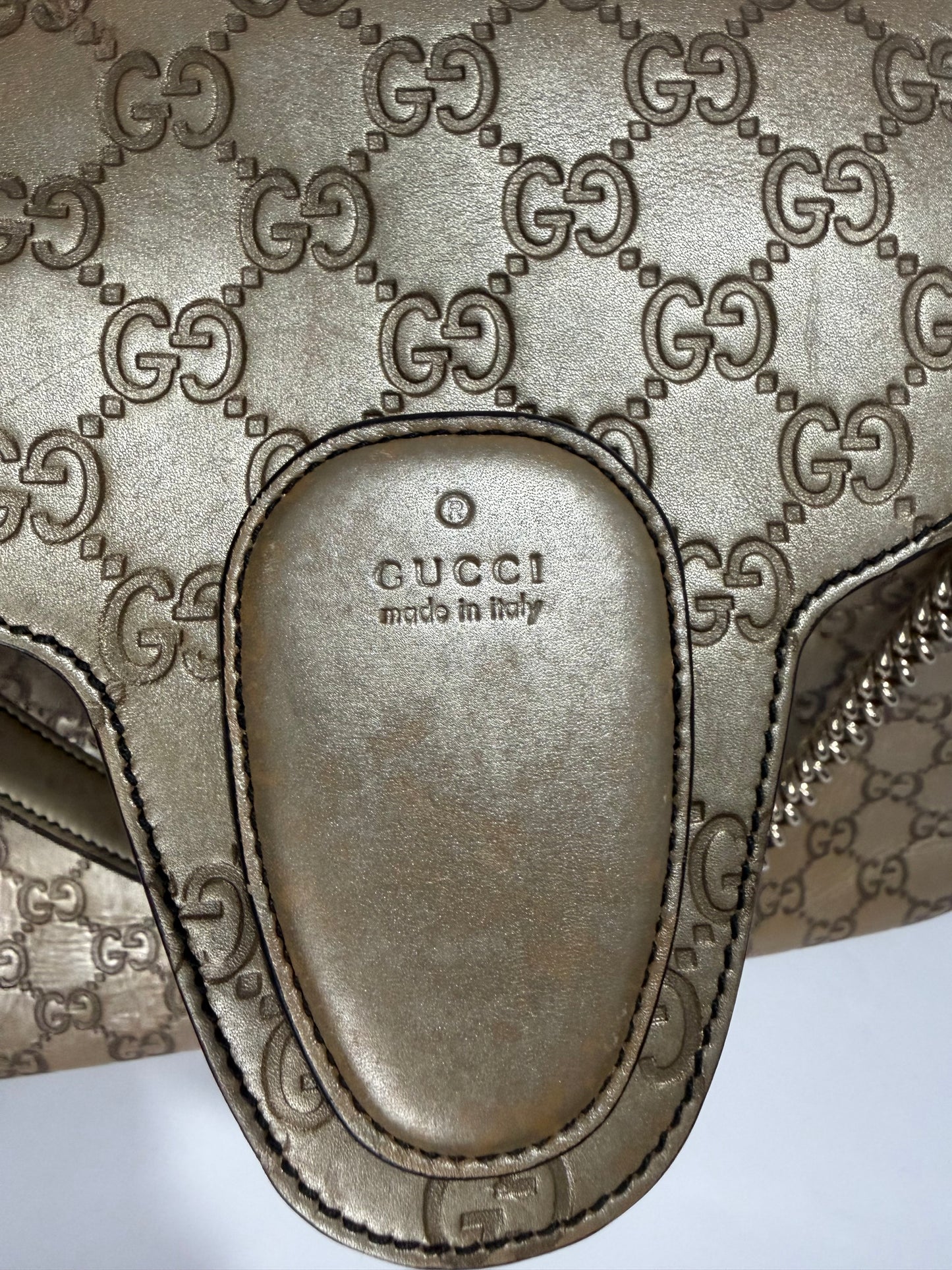 Gucci Beige Metallic Guccissima eather Large Emily Chain Shoulder Bag