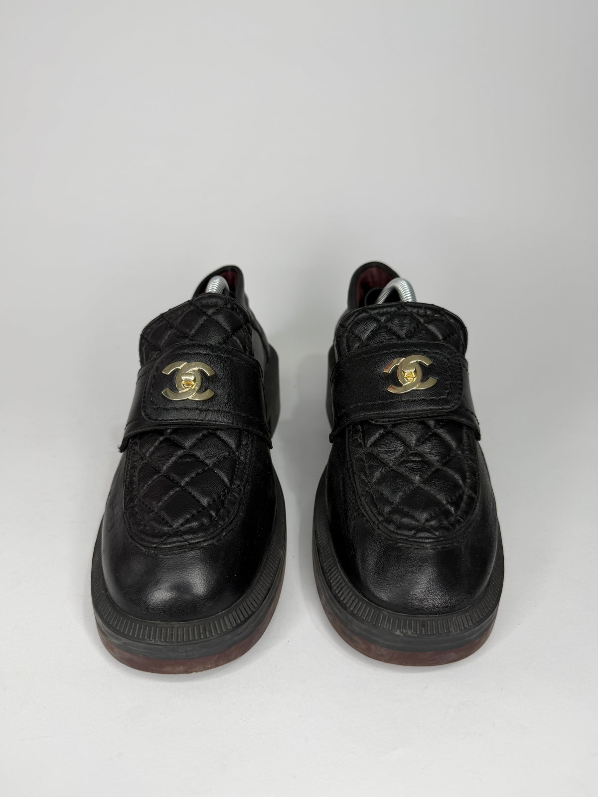 CHANEL
Lambskin Quilted CC Turnlock Loafers Black Size 38 EU/ 8 US/ 5 UK