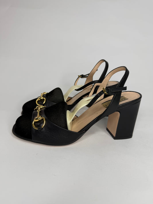 Gucci
Horsebit Accent Leather Sandals
Women's Size 39 EU/ 9 US / 6 UK