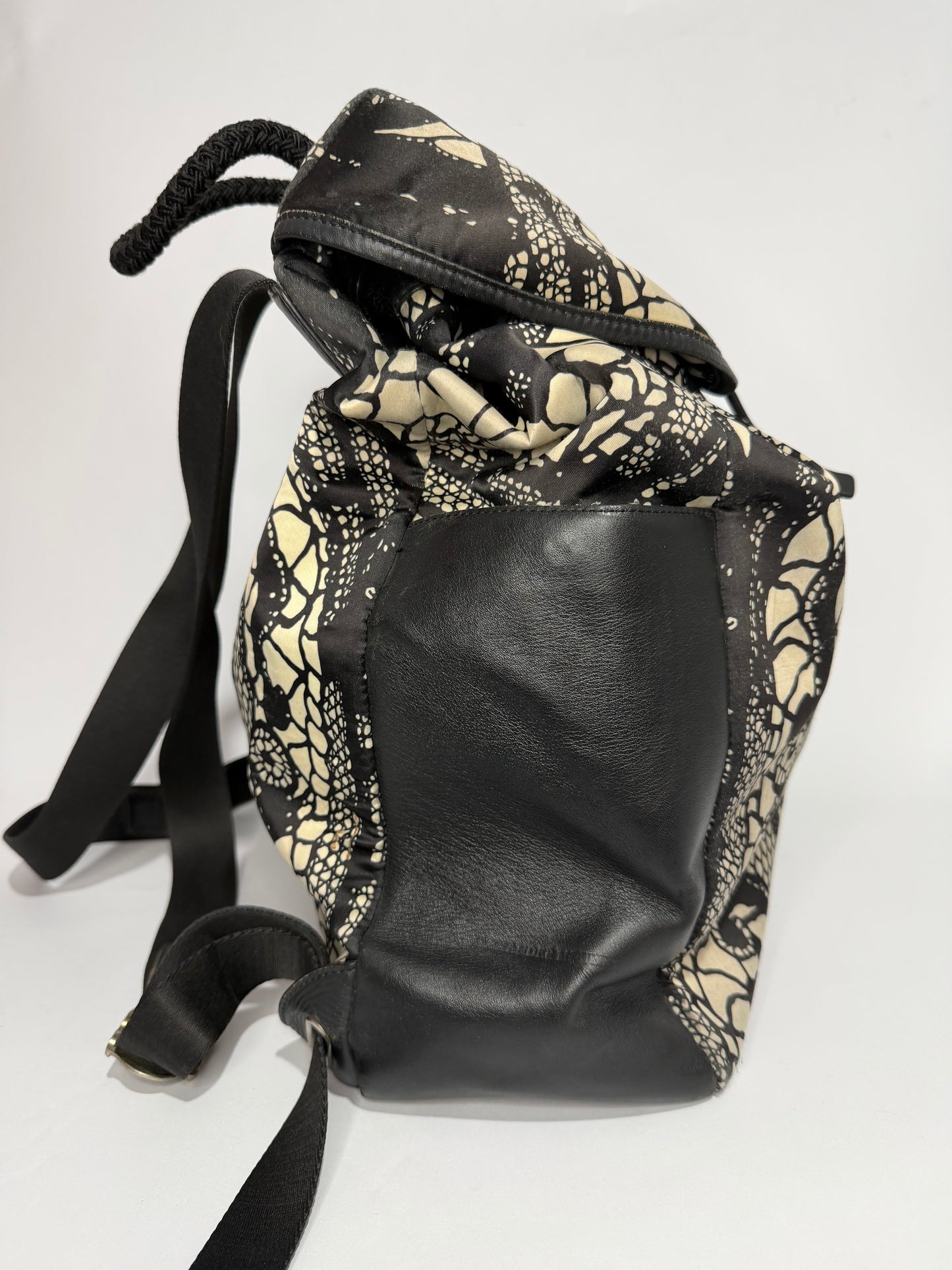 Alexander McQueen
Satin Skull & Lace Backpack
