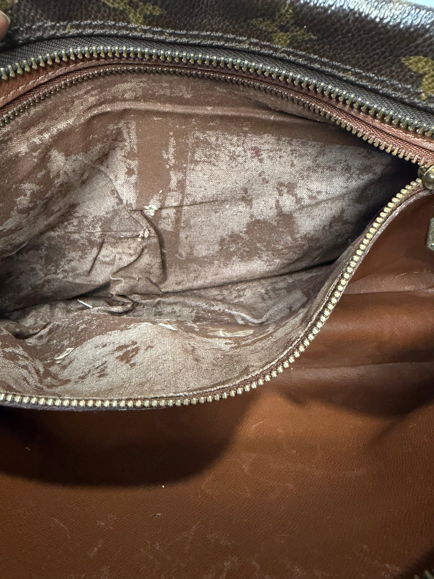 Vintage Louis Vuitton
Monogram Trocadero 30
