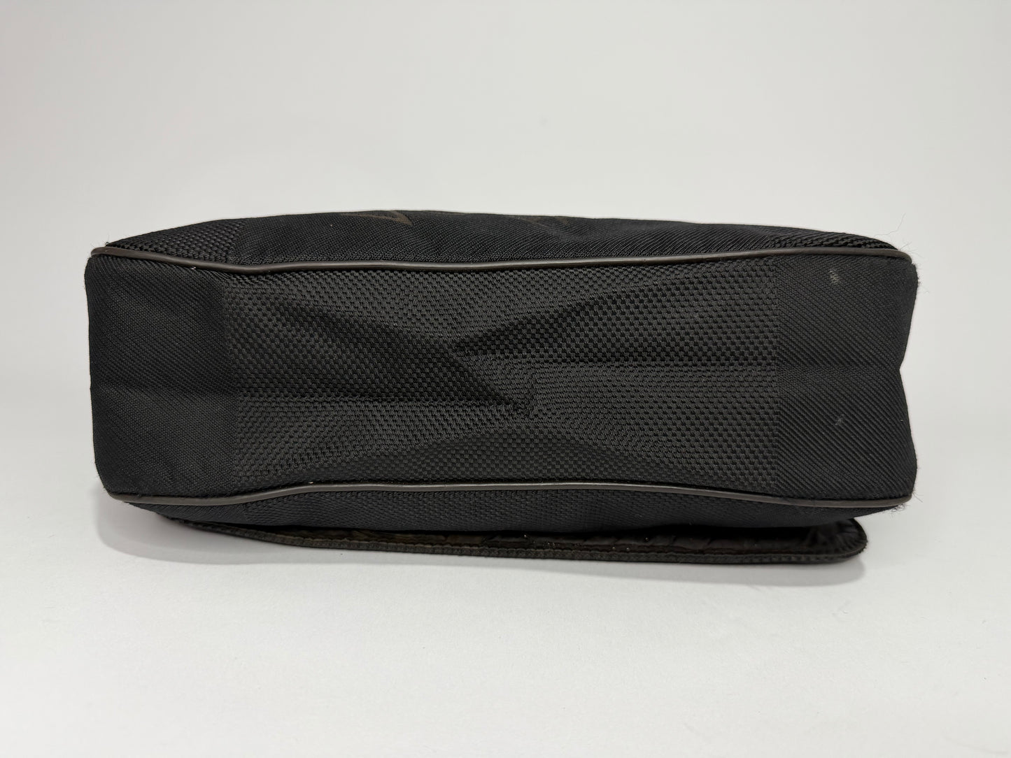 LOUIS VUITTON
Black Damier Geant Canvas Loup Messenger Bag