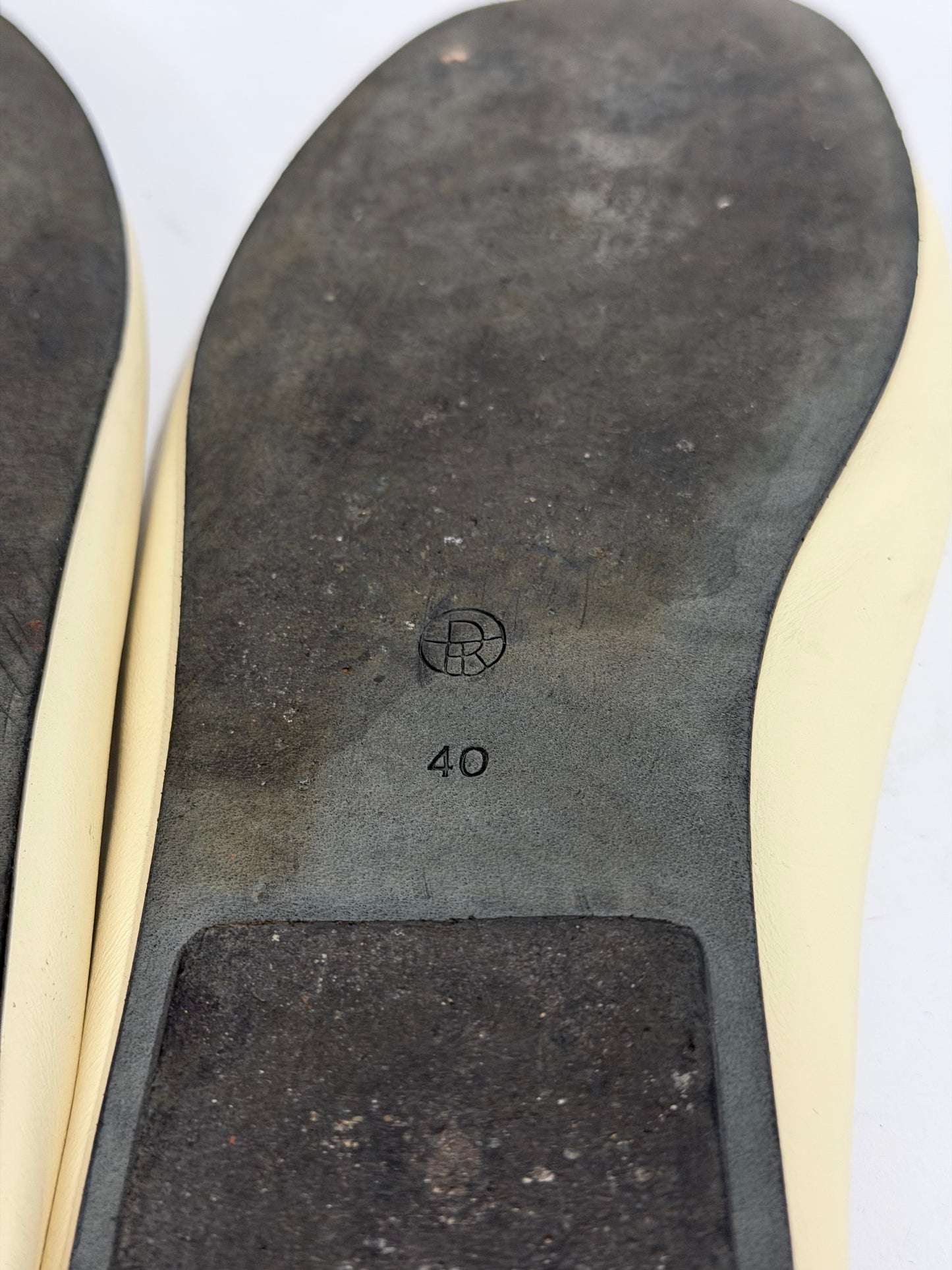 The Row Off White Leather Elastic Ballet Flats Size 40 EU/ 10 US