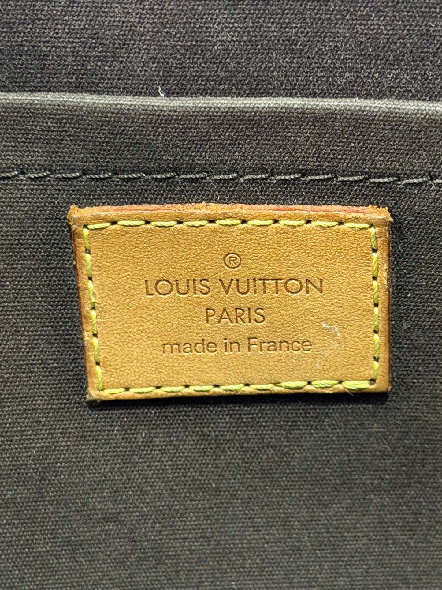 Louis Vuitton Amarante Monogram Vernis Rosewood Avenue Bag