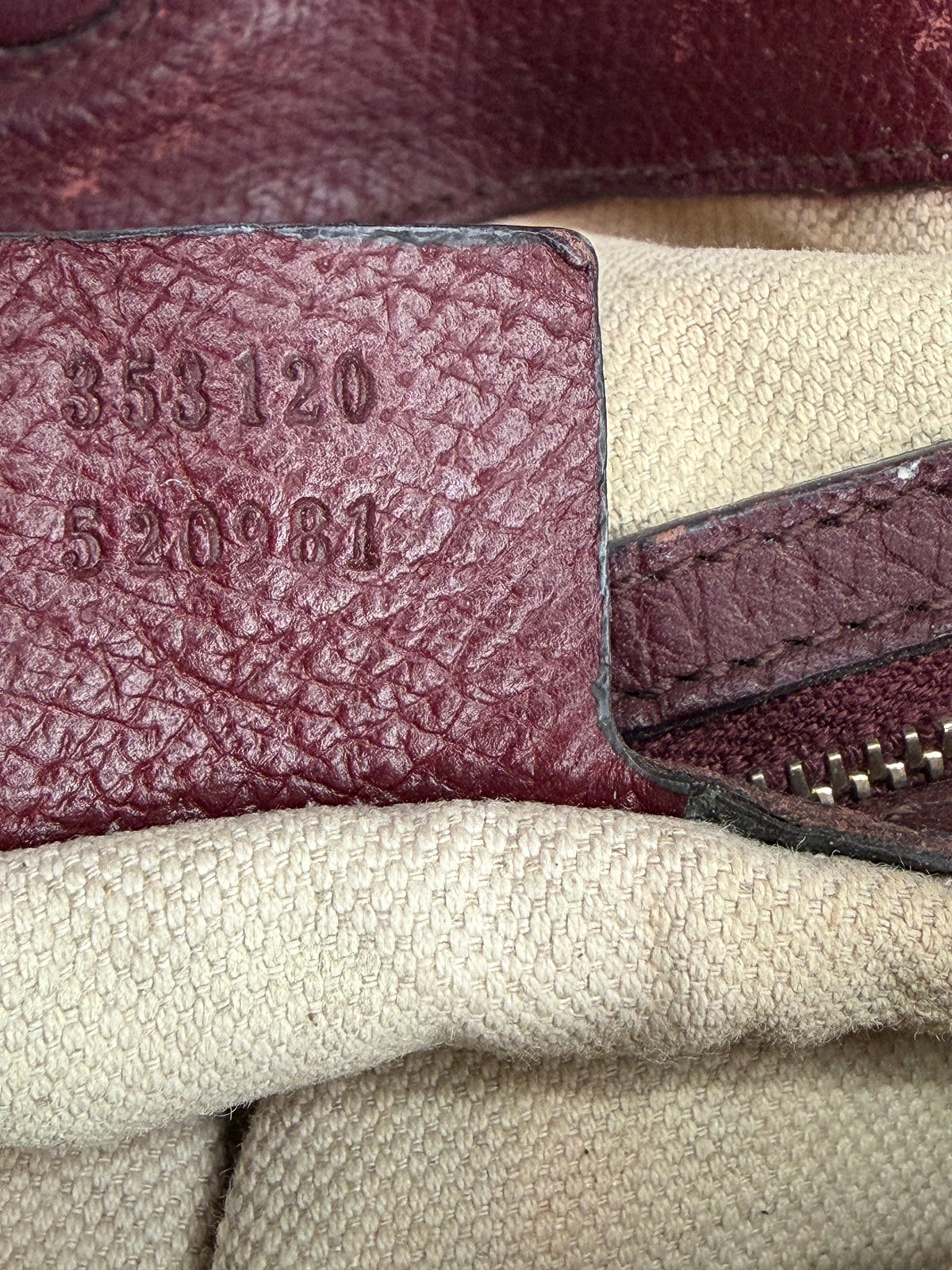 Gucci
Medium GG Canvas Bree Fold Over Tote satchel