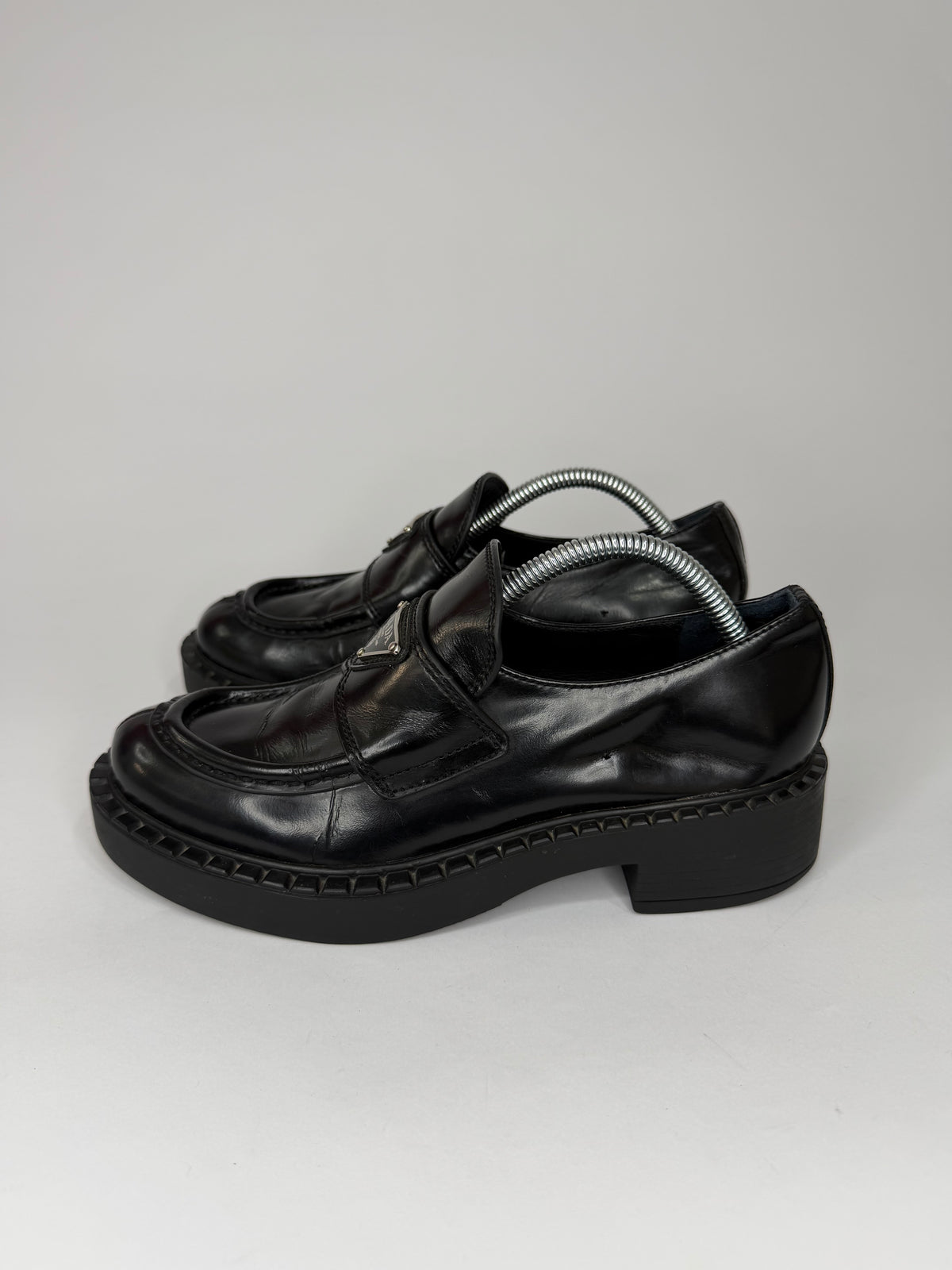 PRADA Vernice Metal Triangle Logo 50mm Loafers Size 36 EU/6 US/ 3UK