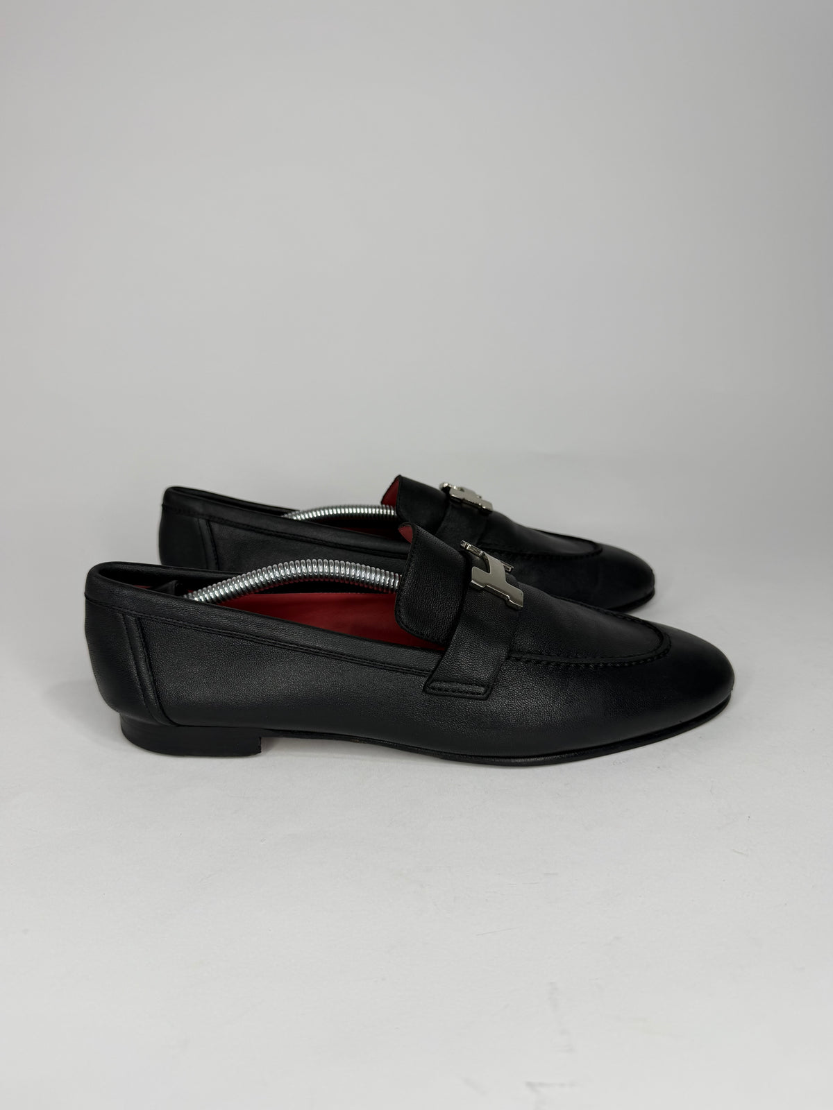Hermès
Paris H Logo Loafers
Women's Size 39 EU/ 9 US / 6 UK