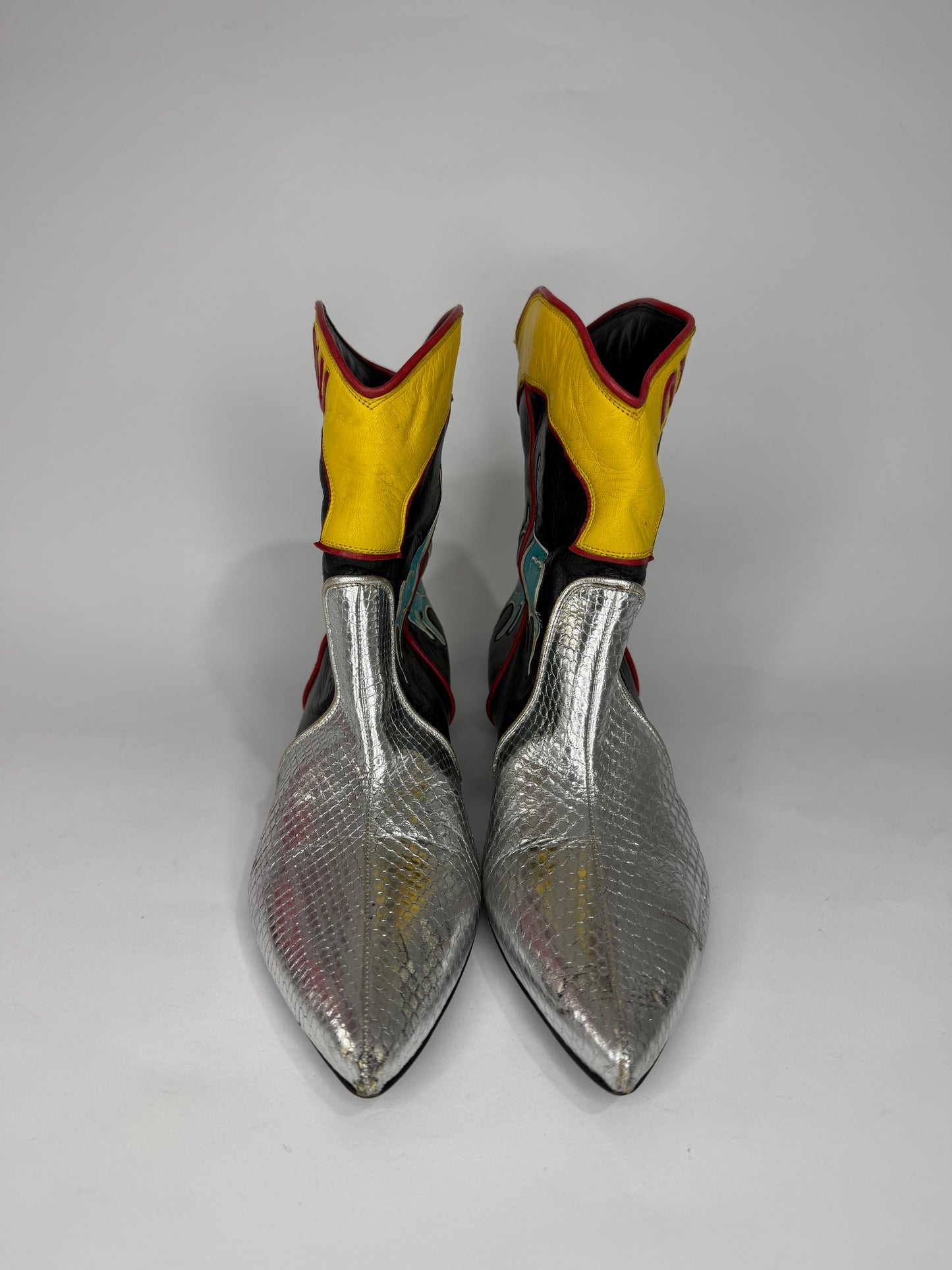 MIU MIU resort 2016 
Leather & Metallic Flat Cowboy Boots In Black-Silver Size 37 EU/ 7 US / 4 Uk