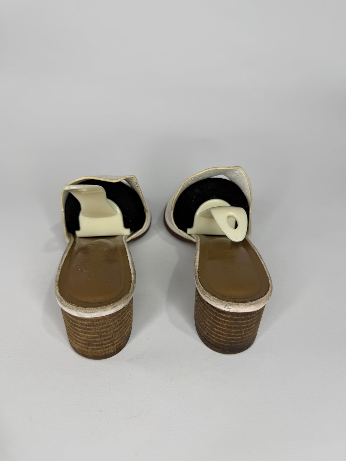 HERMES
White Leather Mona Slide Sandals Size 7 US /37 EU